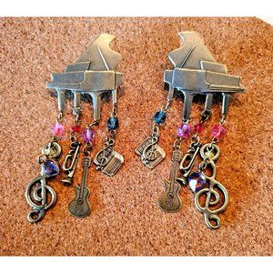 Grand Piano Musical earrings dangle oversized pewter tone beaded treble trumpet